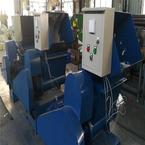 新平鄭州展浩泡沫加工機(jī)械 泡沫顆粒的用途與機(jī)械設(shè)備價格解析